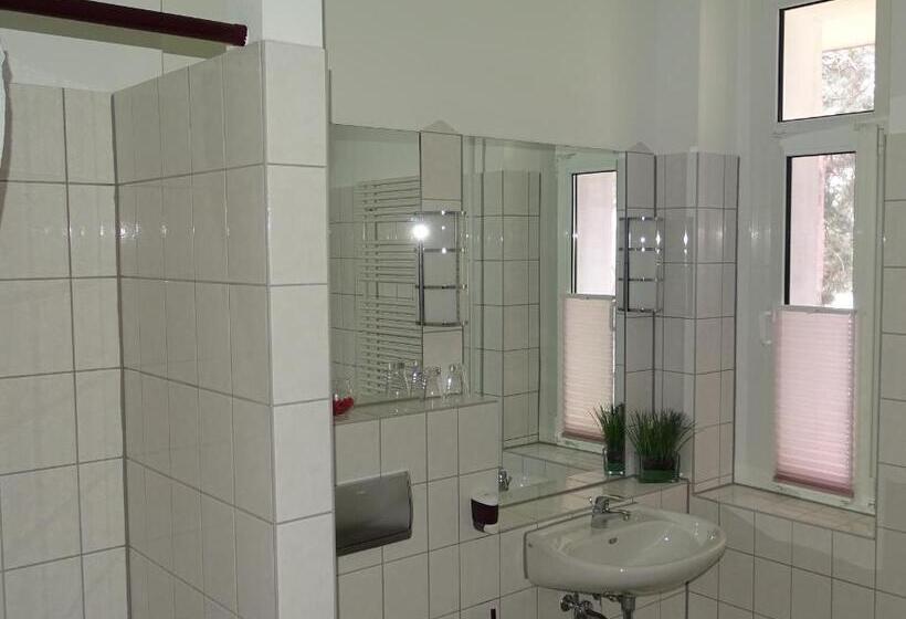 سوییت جونیور با بالکن, Waldhotel Am See Berlin Schmöckwitz