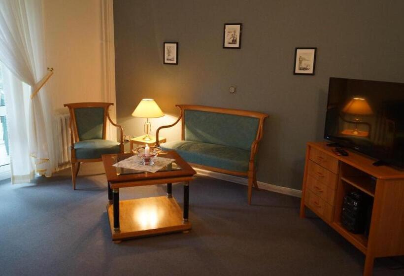 سوییت جونیور با بالکن, Waldhotel Am See Berlin Schmöckwitz