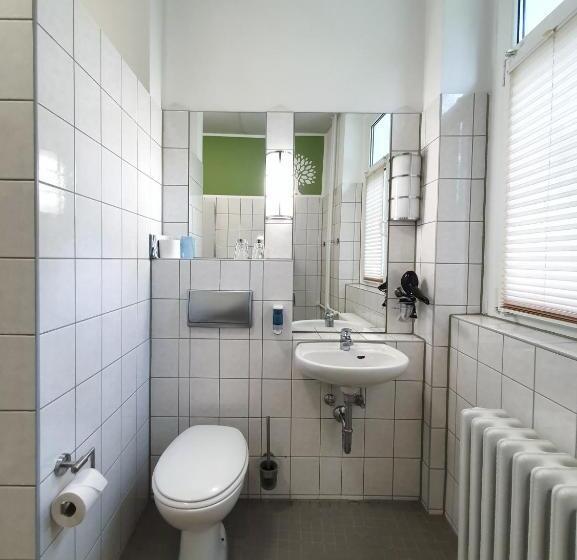 اتاق استاندارد با بالکن, Waldhotel Am See Berlin Schmöckwitz
