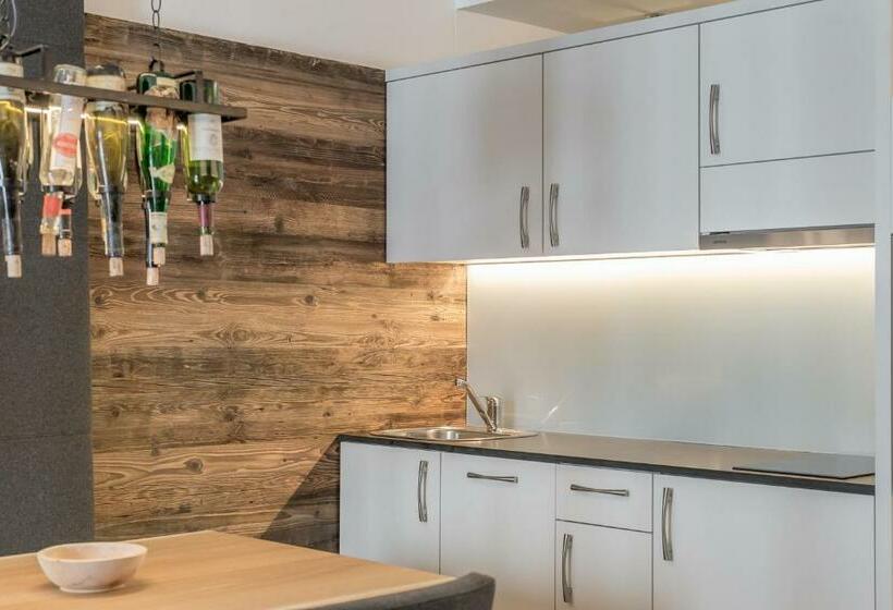 발코니가 있는 스위트, Mondschein Hotel & Chalet