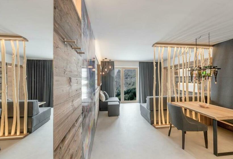 발코니가 있는 스위트, Mondschein Hotel & Chalet