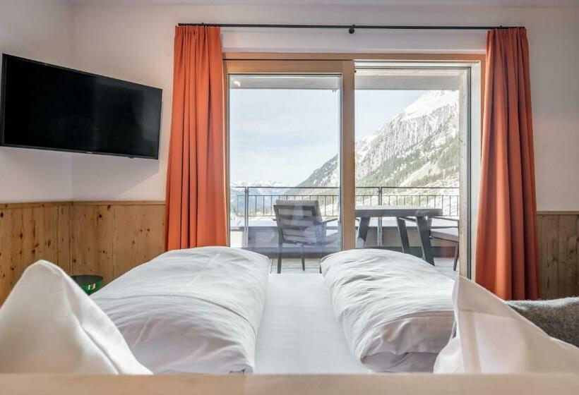 디럭스 룸, Mondschein Hotel & Chalet