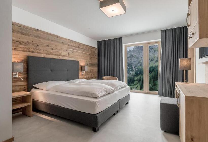 اتاق استاندارد با چشم‌انداز کوهستان, Mondschein Hotel & Chalet