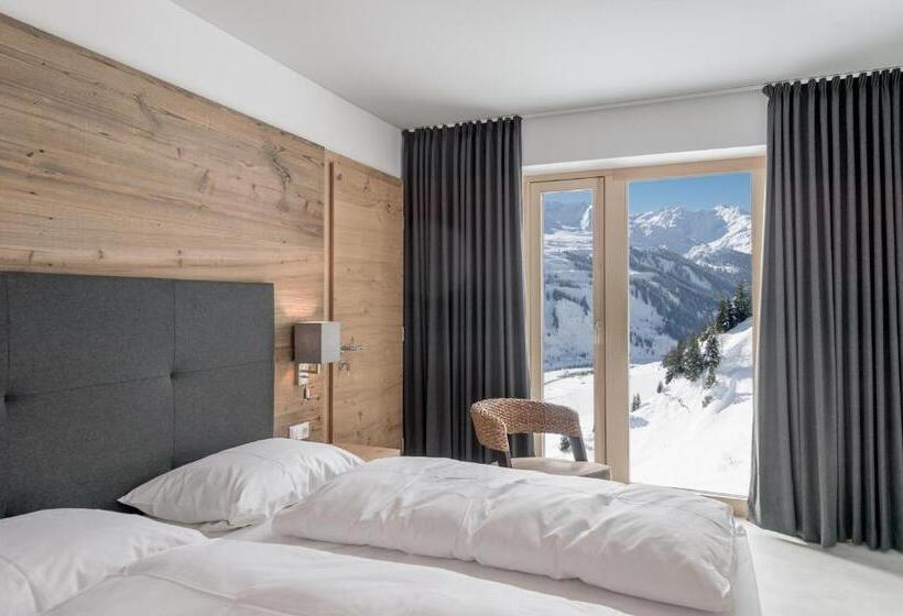 اتاق استاندارد با چشم‌انداز کوهستان, Mondschein Hotel & Chalet