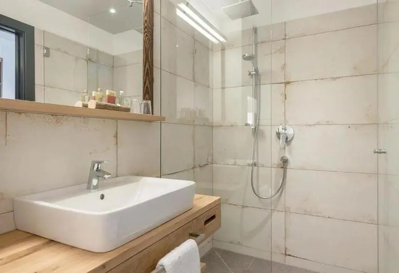 Superior-perhehuone, Mondschein Hotel & Chalet