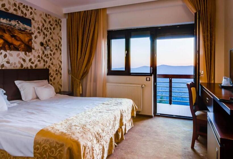 Номер Стандарт Трехместный, Taverna Olteanului