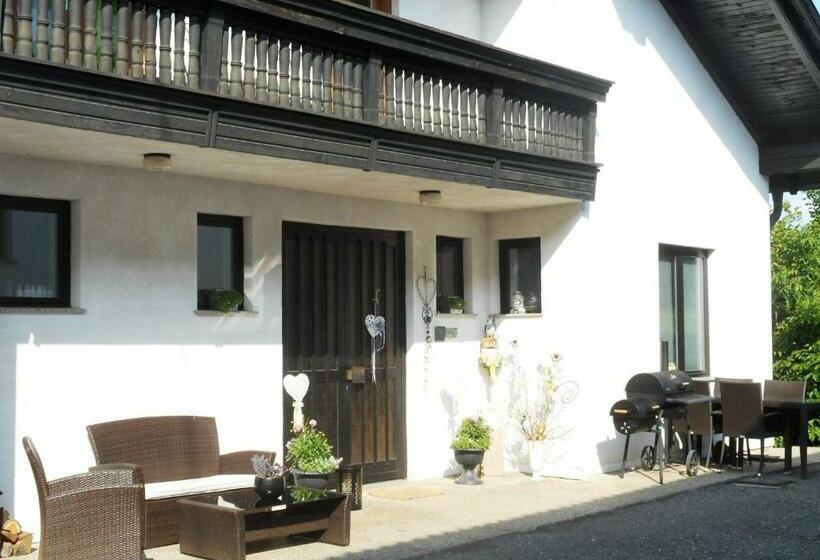 带1个卧室的带阳台的公寓, Wohlfühlplatz´l