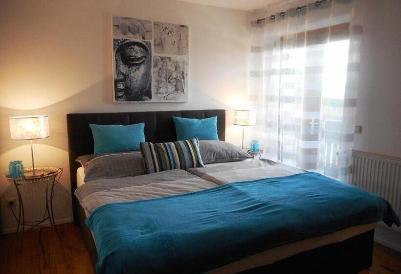 带1个卧室的带阳台的公寓, Wohlfühlplatz´l