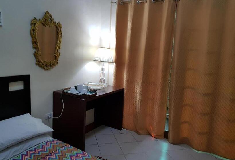 חדר דלוקס, Dsouza Resorts & Events