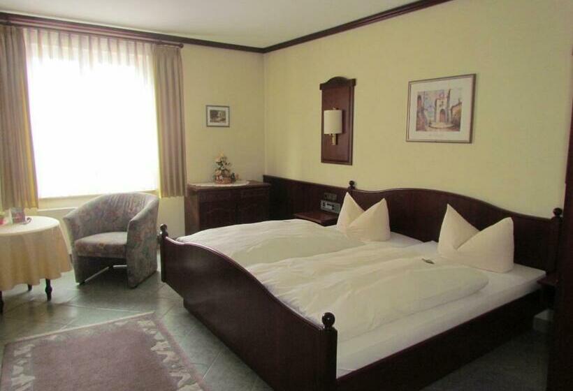 스탠다드 룸, Zum Erker