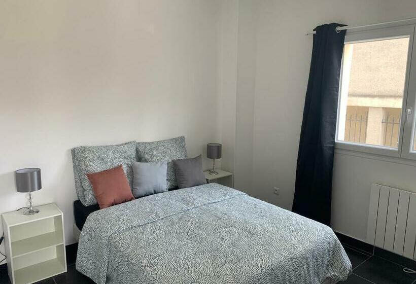 اتاق استاندارد با سرویس بهداشتی مشترک, Villa Tenjin Chambre 2