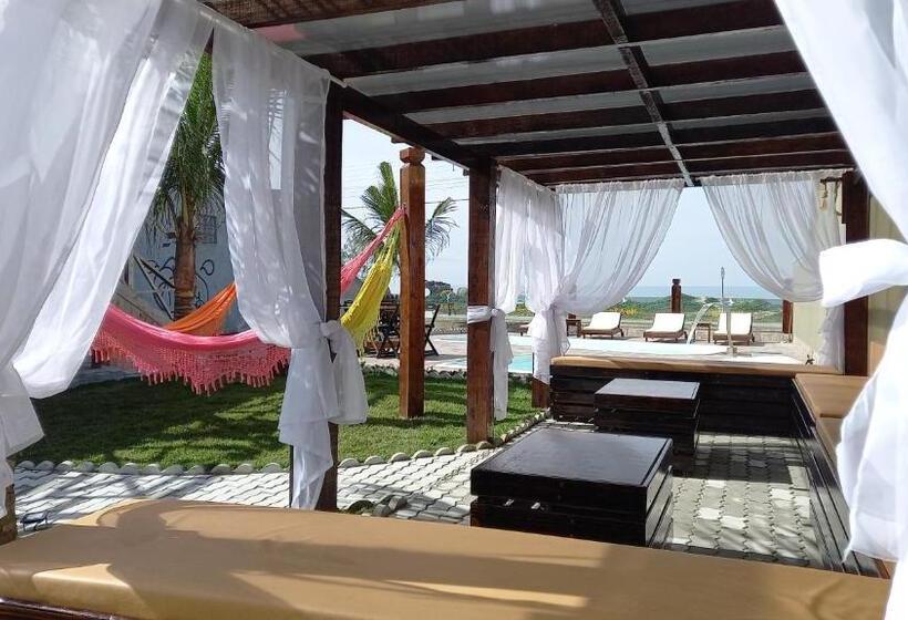 豪华海景房带阳台, Pousada Mar E Paz