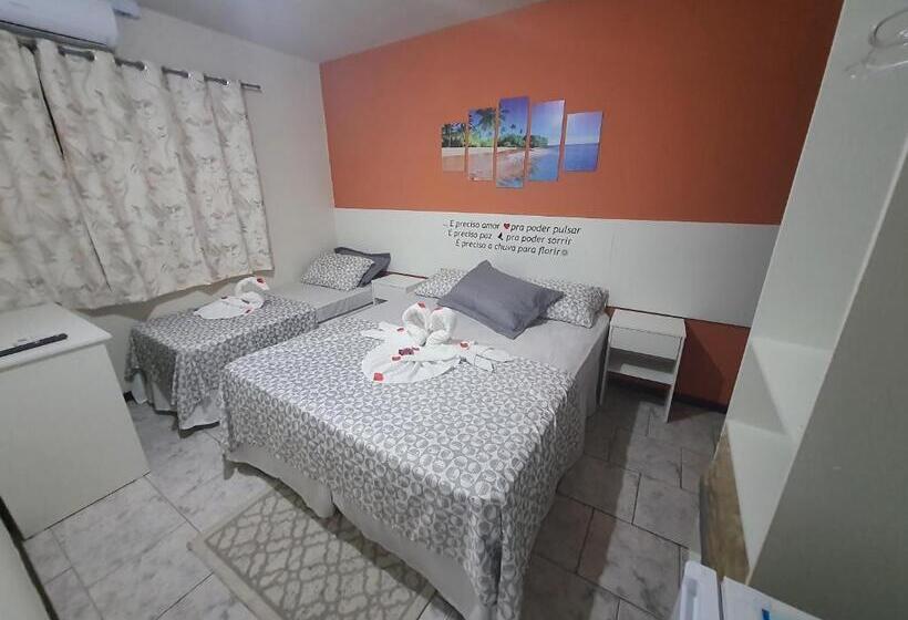 舒适三人间, Pousada Mar E Paz