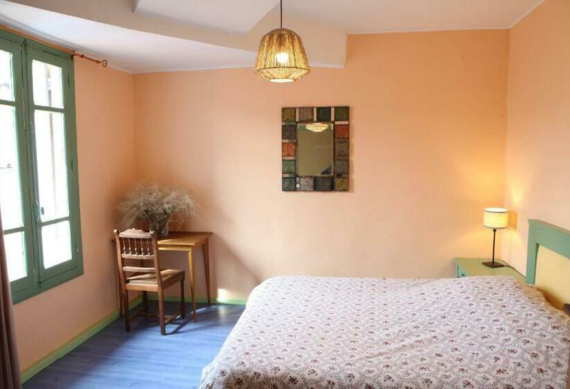 Семейный Номер, Gîte Ancien Hôtel Du Larzac