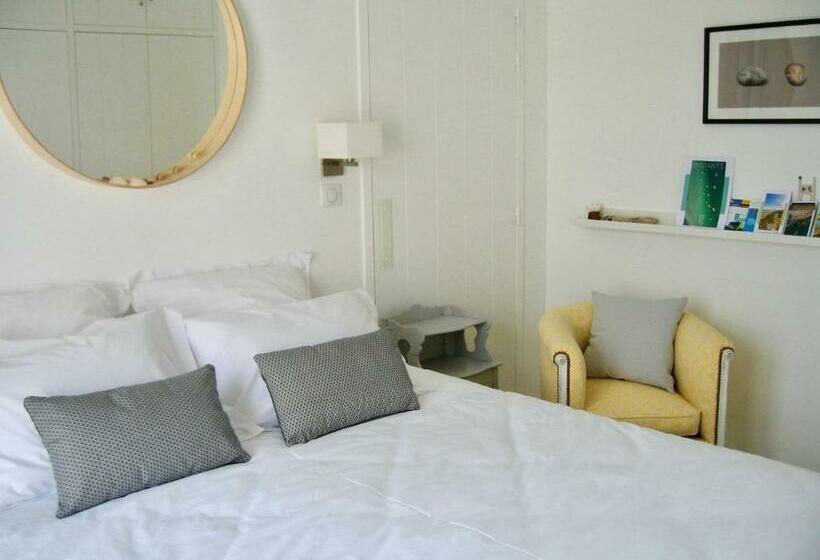 غرفة قياسية مزوَّدة بتراس, Le Clos Des Fantaisies