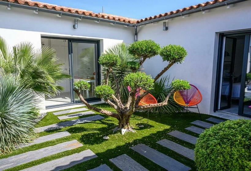 غرفة قياسية مزوَّدة بتراس, Le Clos Des Fantaisies