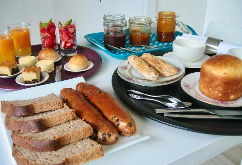 غرفة قياسية ثلاثية مزودة بتراس, Le Clos Des Fantaisies