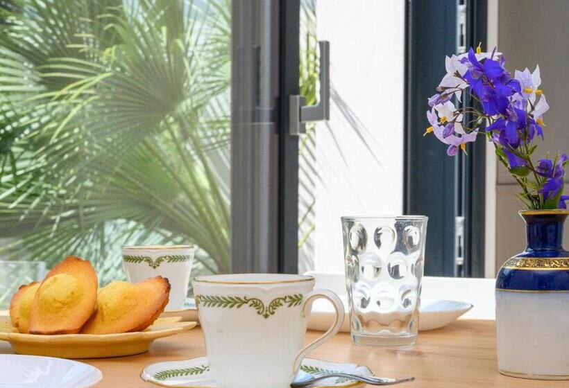 غرفة قياسية ثلاثية مزودة بتراس, Le Clos Des Fantaisies