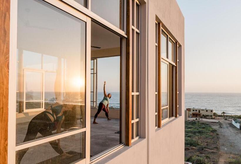 デラックススタジオ, Topia Retreat  Surf Suite Norte