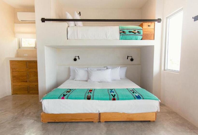 デラックススタジオ, Topia Retreat  Surf Suite Norte