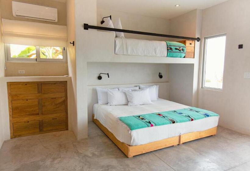 デラックススタジオ, Topia Retreat  Surf Suite Norte