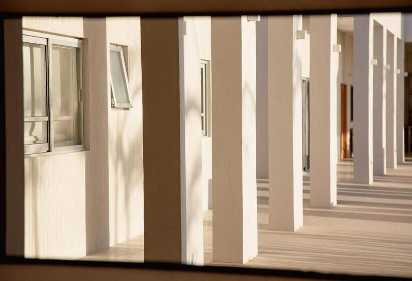 デラックススタジオ, Topia Retreat  Surf Suite Norte