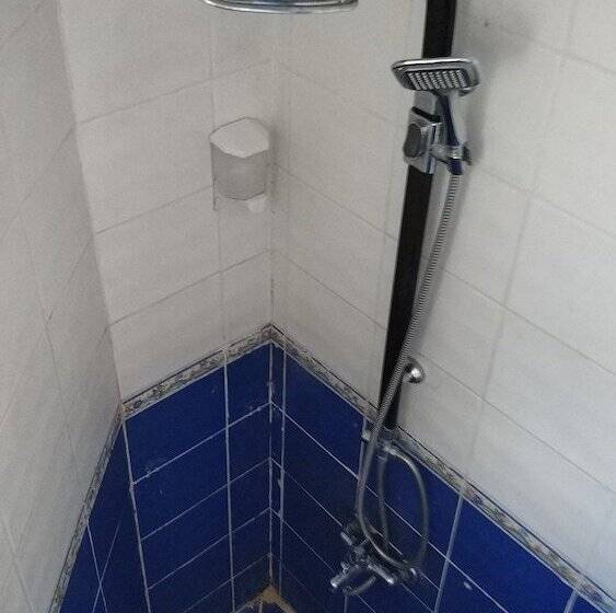 スタンダードシングルルーム, Akkus