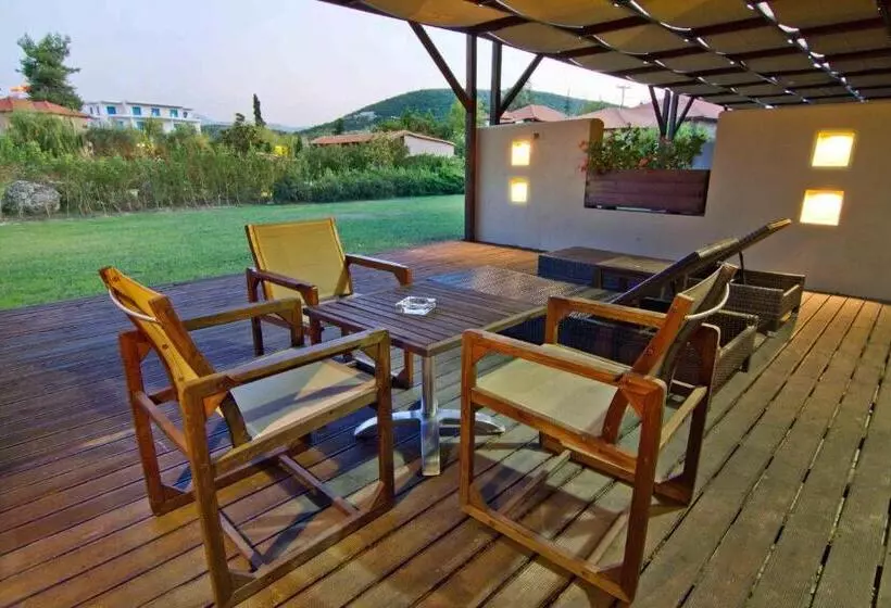 ガーデンビューの１ベッドルームビラ, Cronwell Platamon Resort