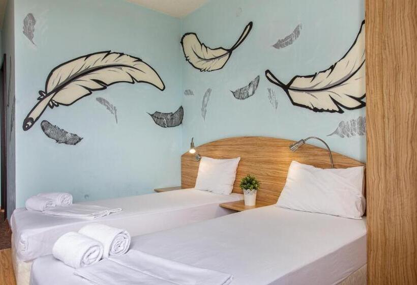 غرفة إقتصادية, Art Hotel Simona