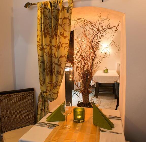 스탠다드 트리플 룸, City Pisek