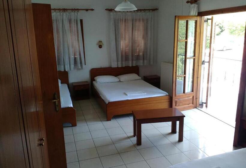 Четырехместный Номер Стандарт, Guesthouse Arsenis