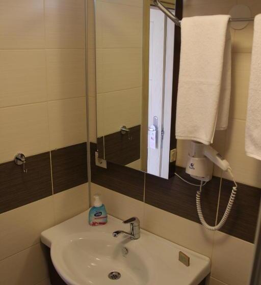 غرفة قياسية مطلة على الجبل, Kaunos