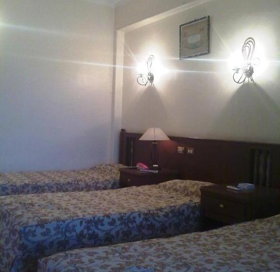 اتاق استاندارد سه نفره, Orchida St. George