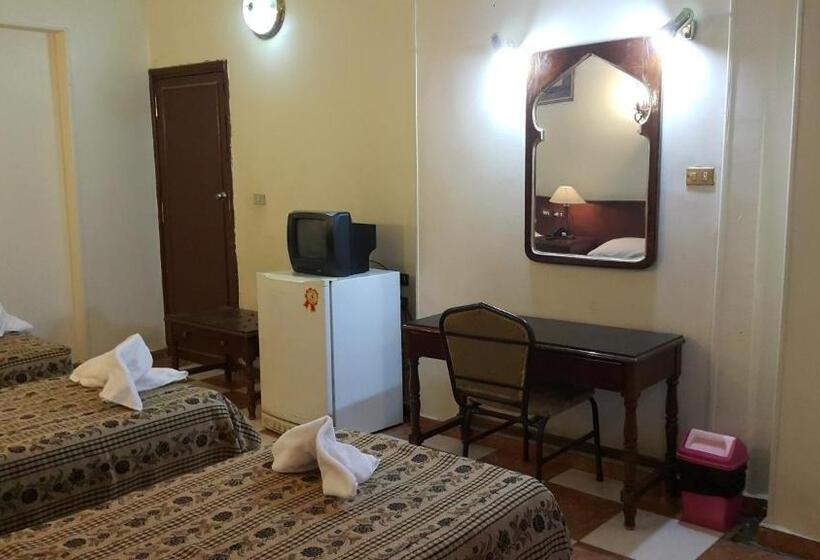 اتاق استاندارد سه نفره, Orchida St. George