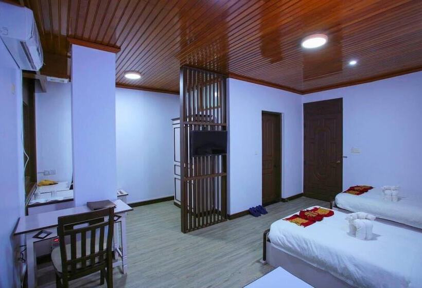 اتاق لوکس, Queen Mandalay