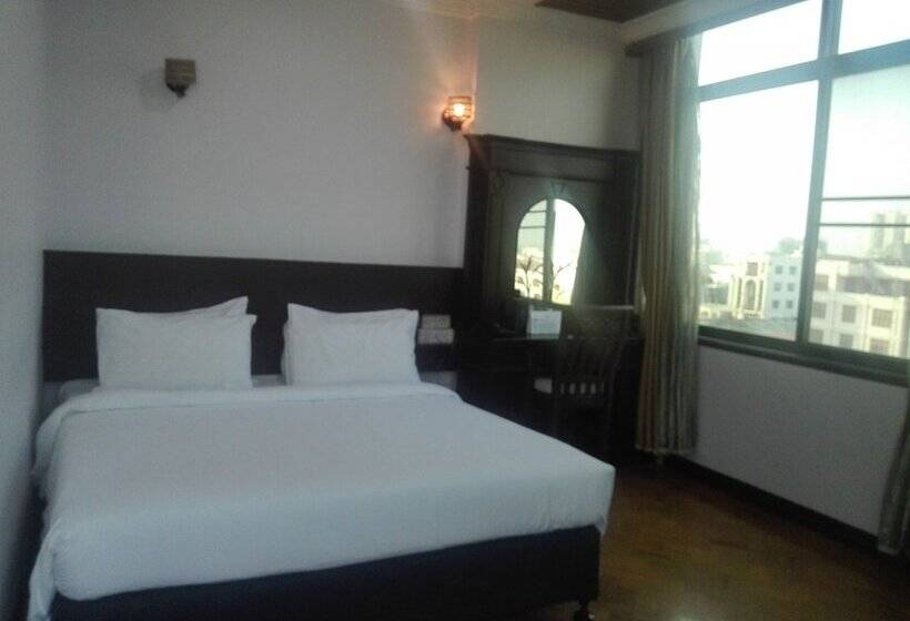 اتاق لوکس, Queen Mandalay