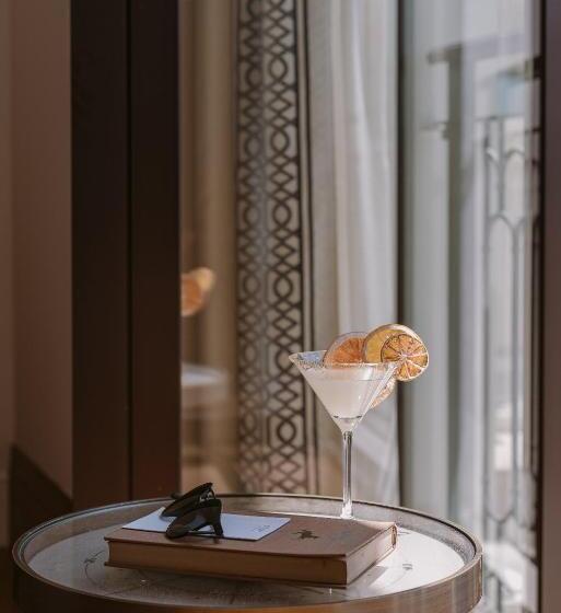 اتاق پرمیوم, Regent Porto Montenegro & Residences