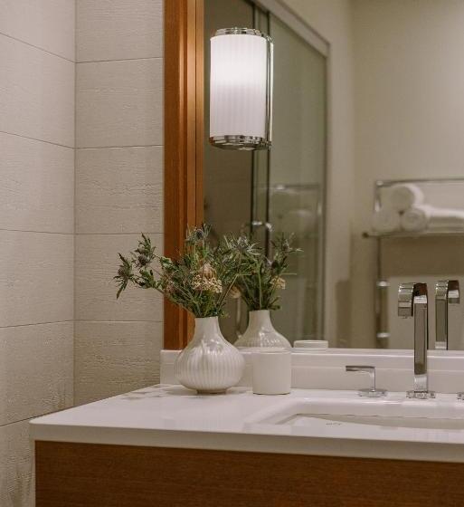 اتاق استاندارد برای معلولان, Regent Porto Montenegro & Residences