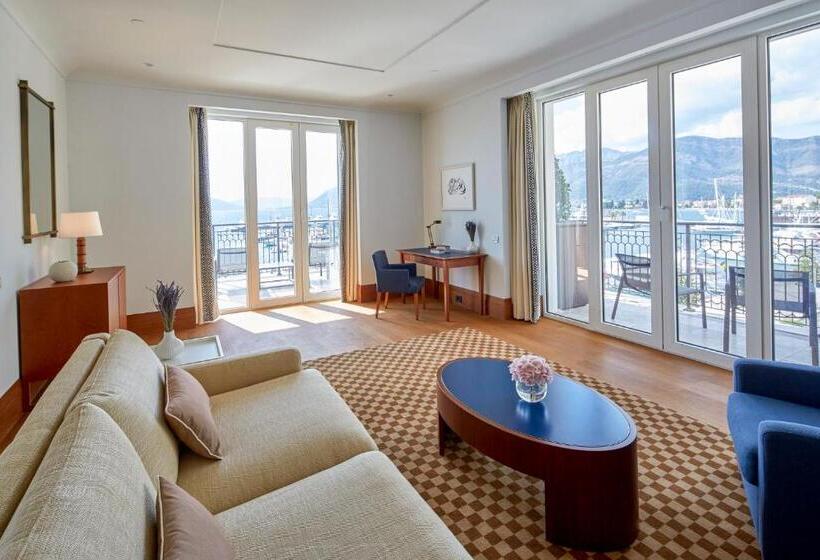 3 Bedroom Suite, Regent Porto Montenegro & Residences
