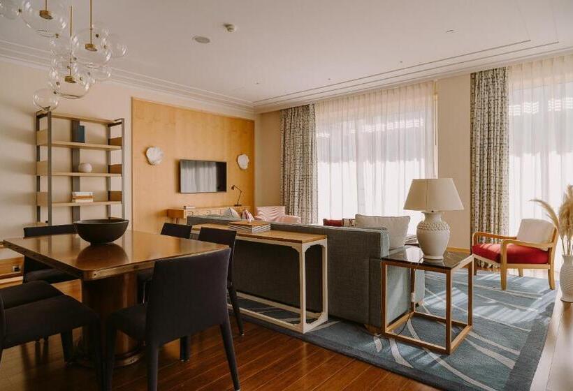 سوئیت 2 خوابه, Regent Porto Montenegro & Residences