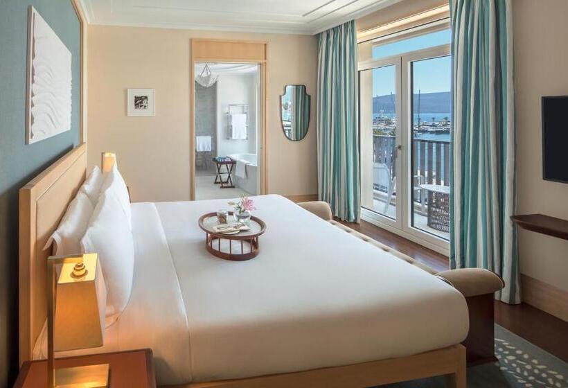 2 Bedrooms Suite Sea View, Regent Porto Montenegro & Residences