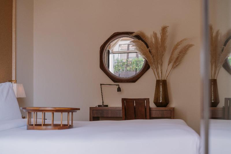 اتاق کلاسیک با تخت دونفره, Regent Porto Montenegro & Residences