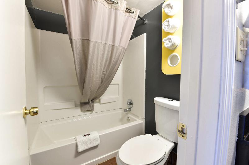 Quarto Estandar, Sandat Hotel Legian