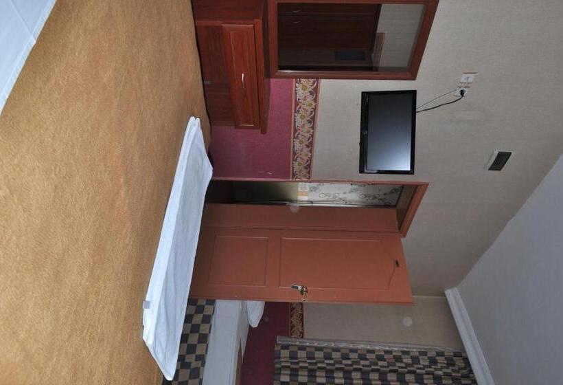 标准三人间, Saray