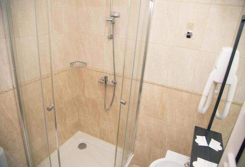 标准间带阳台, Stefani