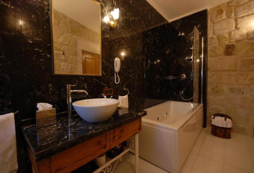 Люкс Superior, Tafoni Houses Cave