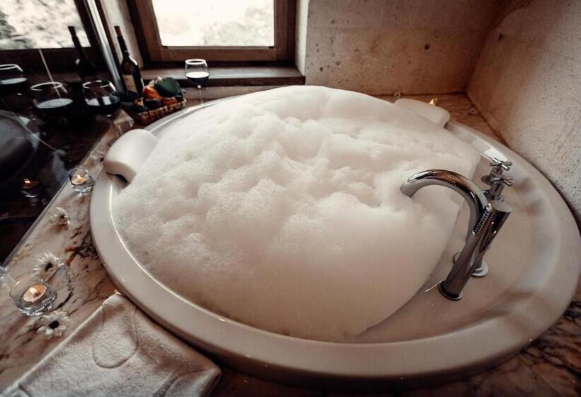 Люкс Повышенной Комфортности, Tafoni Houses Cave