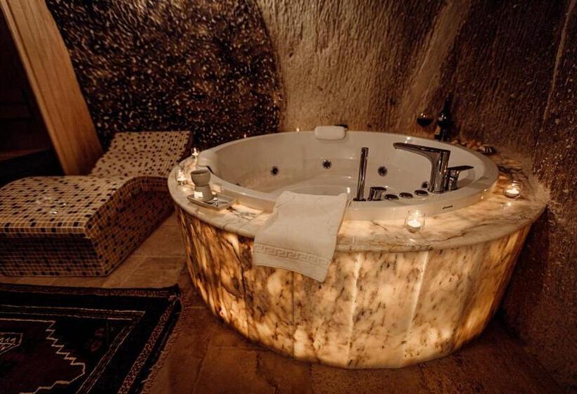 Люкс с гидромассажем, Tafoni Houses Cave