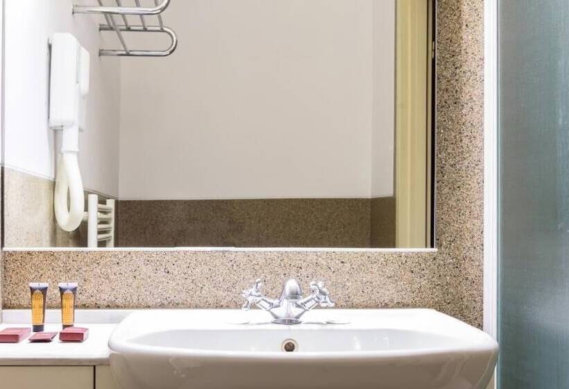 استودیوی استاندارد, Residence Portello