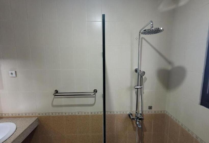 اتاق لوکس, Sandat Hotel Legian